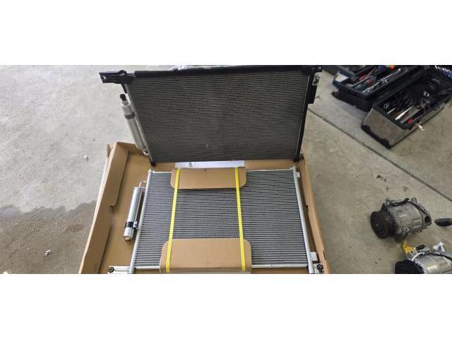 日産セレナ　C26　クーラー修理
冷えが悪いと感じたらまずは診断いたします！