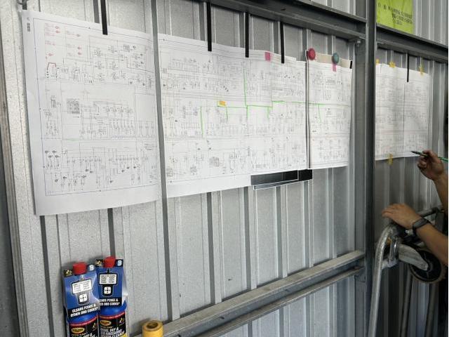 日産　シビリアンバス　電装系修理　ヒューズが切れる