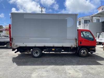 沖縄中部タイヤ出張サービスの画像