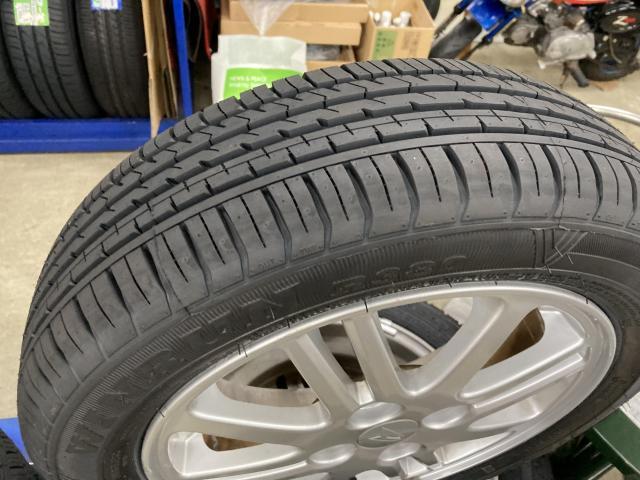 【中古アルミ＆タイヤ】ダイハツ　純正アルミ＆新品タイヤ4本セット　４Ｈ100PCD　１４インチ　155/65R14 　タイヤ交換　沖縄県　沖縄市　うるま市　北中城村　中城村　宜野湾市　北谷町