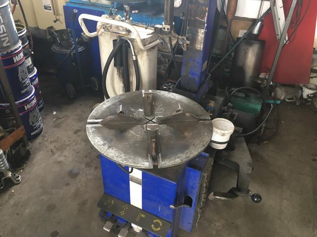 株式会社　金井自動車6