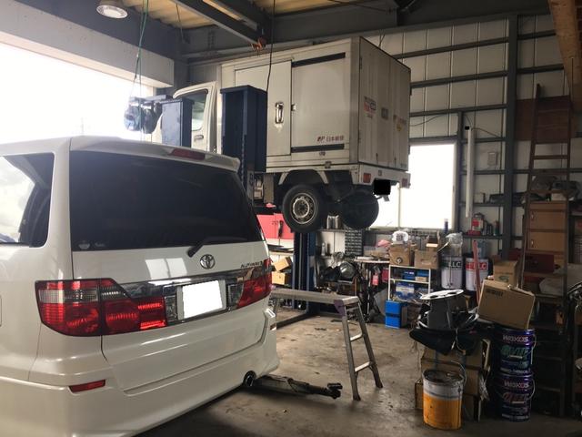 株式会社　金井自動車11