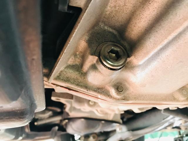 安曇野市　アクアハイブリッド　オーマチックミッションオイル交換