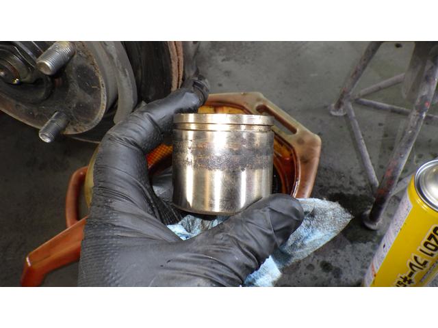 スバル サンバーディアス　ブレーキ引きずり修理　長野県安曇野市