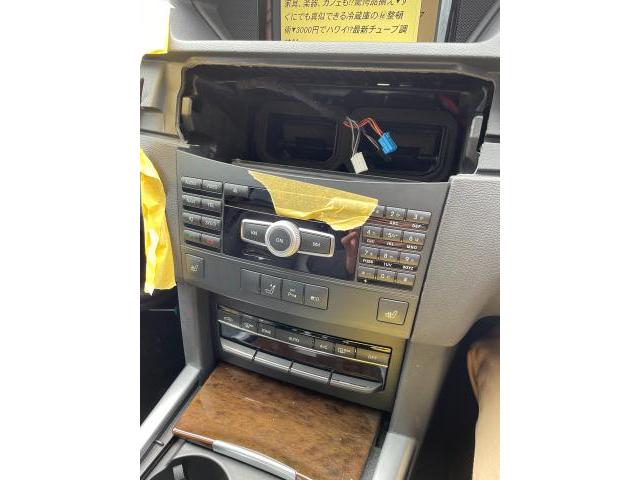 メルセデスベンツ　Eステーションワゴン　w212 TVキャンセラー取り付け　松本市　ドライブレコーダー取り付け