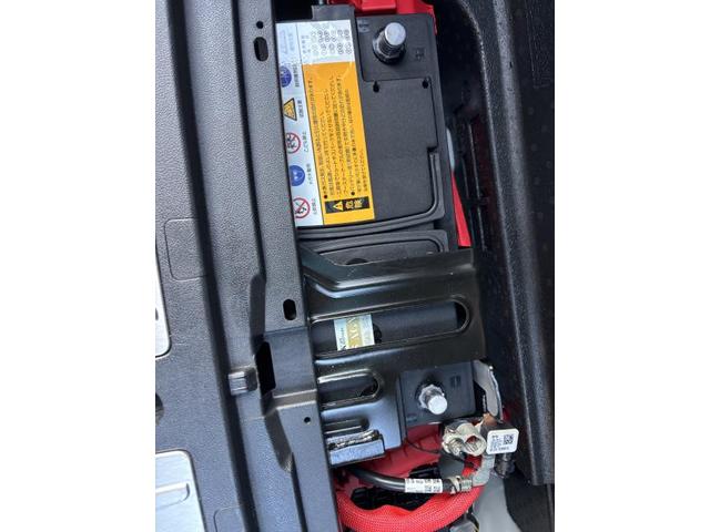 BMW X3 M40dのバッテリー交換、TVキャンセラー、メーターの定期点検リセット　松本市笹賀　塩尻市　