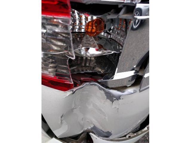 トヨタノア 鈑金塗装  チャレンジ鈑金  松本市 山形村 