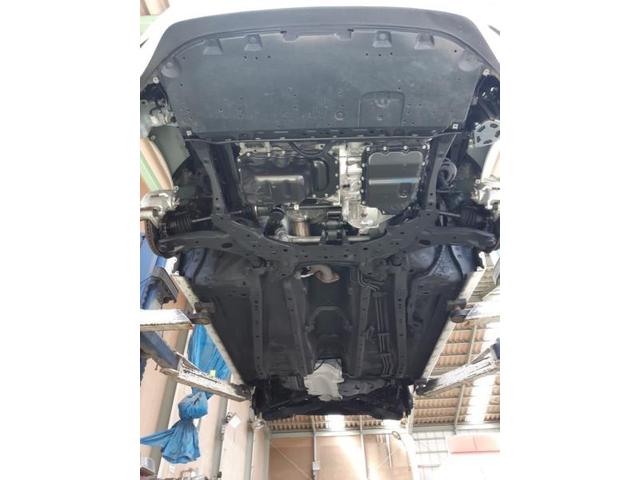 マツダ・アクセラスポーツ　車体防錆施工　アンダーコート　伊那市