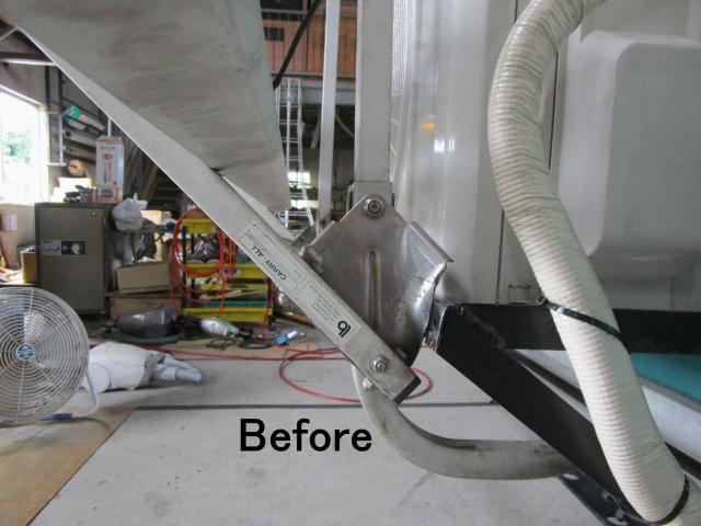 フォード　Ｅ－３５０　キャンピングカー　バイクキャリア加工