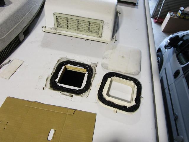 メルセデス・ベンツ　トランスポーター　キャンピングカー　ベンチレーター