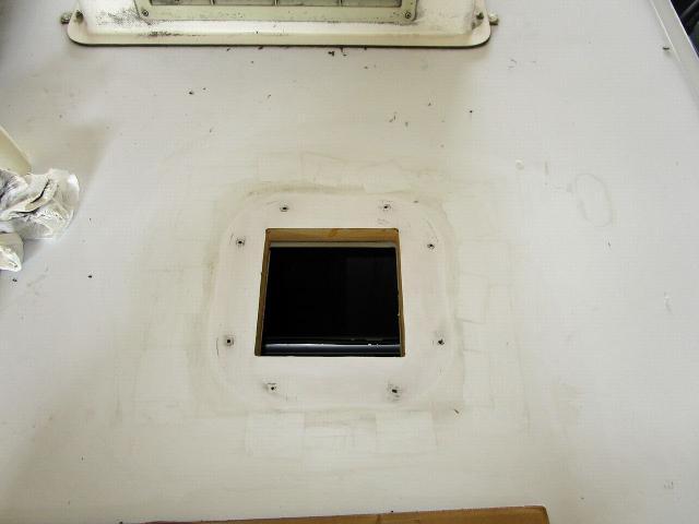 メルセデス・ベンツ　トランスポーター　キャンピングカー　ベンチレーター