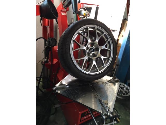 ランサー　エボⅩ　足回り交換　タイヤ交換