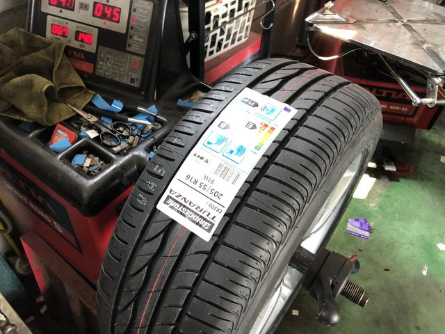 BMW　１２０　205/55R16　ランフラット交換