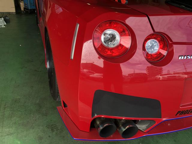 R35　GTR　リアテール交換　VALENTI ヴァレンティ　LEDテールランプ