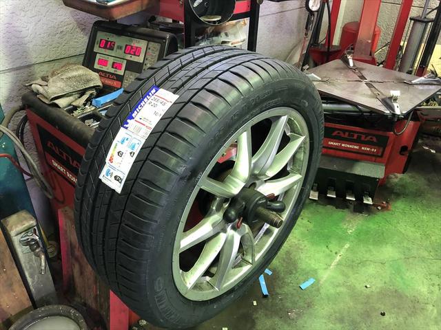 ポルシェ　マカン　タイヤ交換　２６５/４５R２０ 