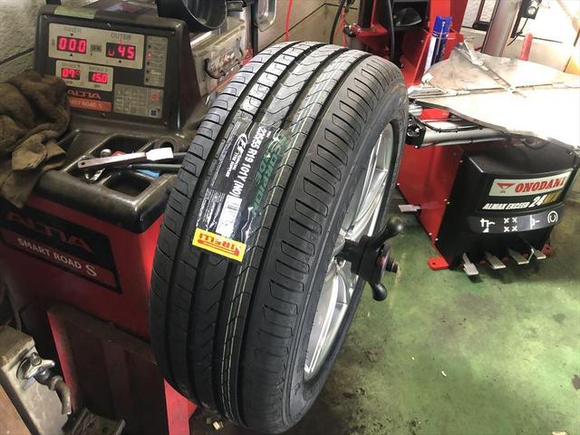 ポルシェマカン用19インチタイヤ　ポルシェ認証 ポルシェ マカン（Porsche Macan）+ ピレリP ZERO ポルシェ承認 19