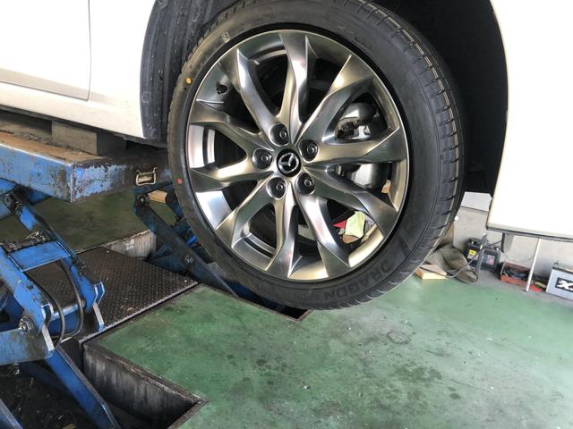 マツダ　アクセラ　タイヤ交換　18インチ