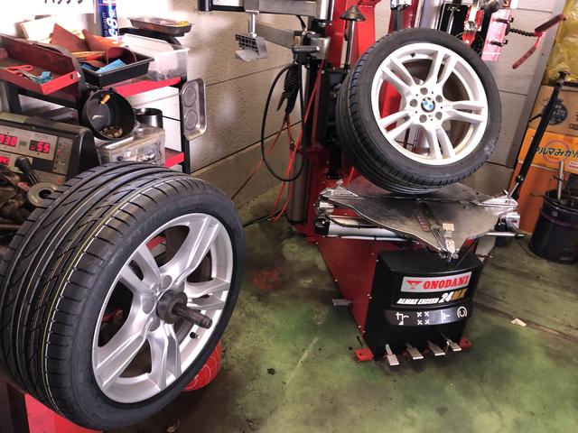 BMW 320 ランフラットタイヤ交換 225/ 255/40R18 |グー BMW 320 ランフラットタイヤ交換 225/ 255/40R18 |グー