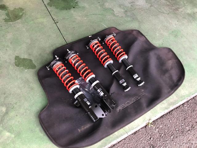 フォレスター　SK9　車高調交換　RSR　車高アップ