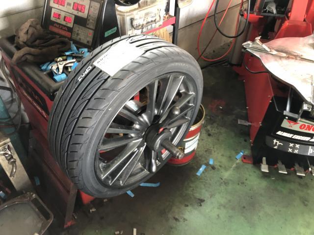 スズキ　スイフト　タイヤ交換　195/45R17