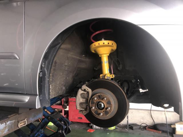 レヴォーグ　足回り交換　　