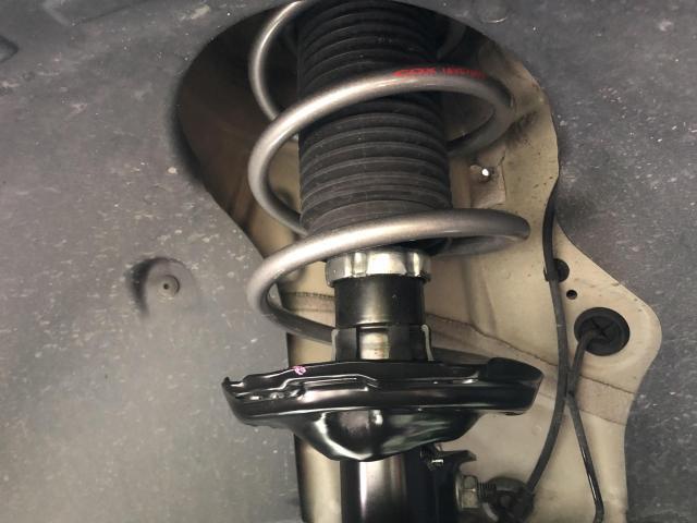 ゴルフ ヴァリアント 足回り交換 ダウンサス取り付け タイヤ