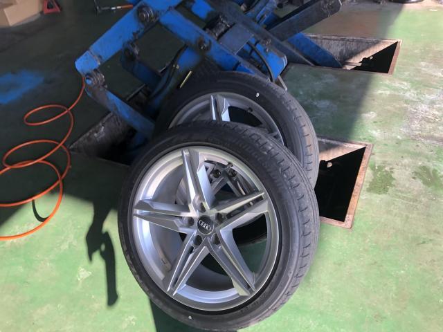 アウディ　A5　愛媛県松山市　タイヤ交換　タイヤ持込交換　18インチ