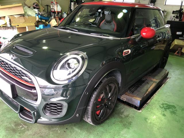 愛媛県松山市　ミニ　JCW　ブレーキパット交換　低ダストブレーキ　