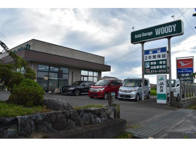 愛媛県松山市余戸南　車検整備　プリウス　車検