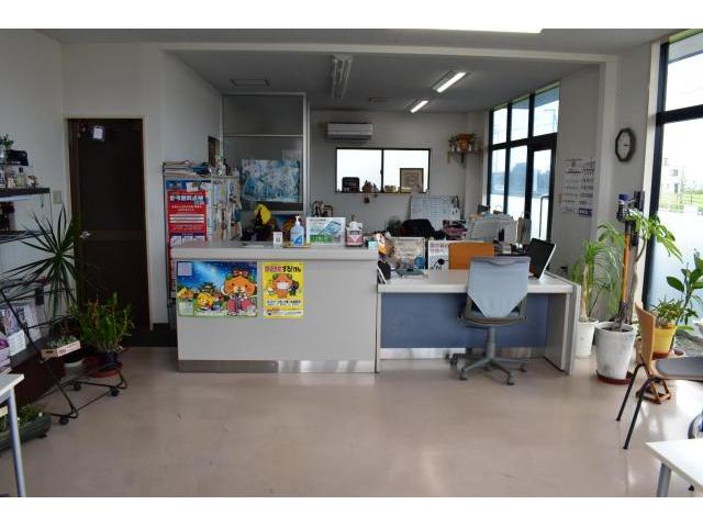 愛媛県松山市余戸南　BMW３シリーズ　持込タイヤ交換　ランフラットタイヤ交換