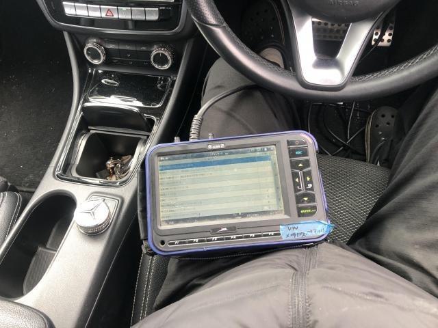 愛媛県松山市余戸南　メルセデス　ＣＬＡクラス　バッテリー交換