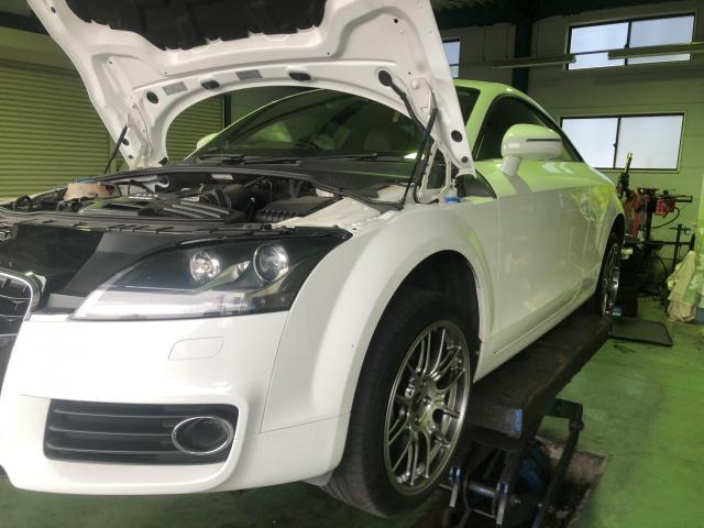 愛媛県松山市余戸南　アウディ　ＴＴクーペ　ガソリン車　ワコーズオイル交換　輸入車オイル交換