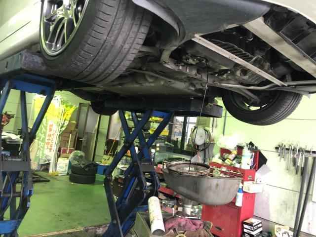 愛媛県松山市余戸南　アウディ　ＴＴクーペ　ガソリン車　ワコーズオイル交換　輸入車オイル交換