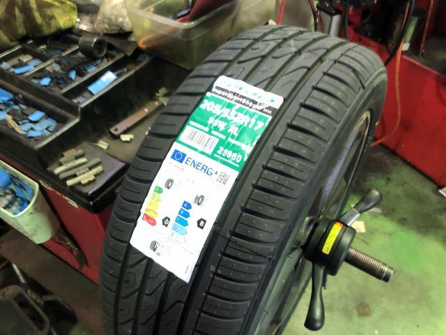 愛媛県松山市余戸南　ＭＩＮＩ　ＭＩＮＩ　タイヤ交換　タイヤ持込交換