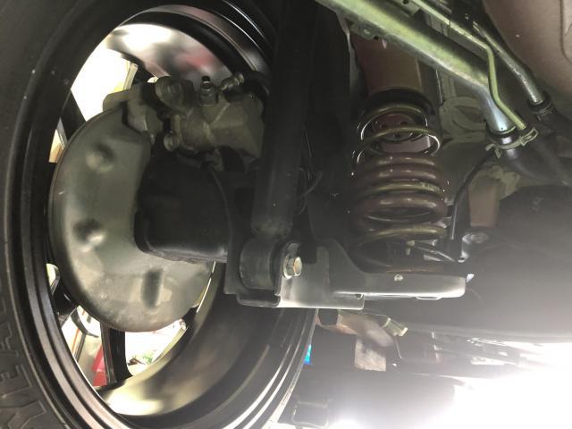 愛媛県松山市余戸南　スズキ　スイフトスポーツ　サスペンション　足回りパーツ取付　ダウンサス取り付け