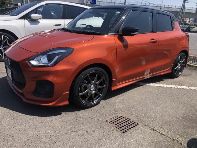 愛媛県松山市余戸南　スズキ　スイフトスポーツ　サスペンション　足回りパーツ取付　ダウンサス取り付け