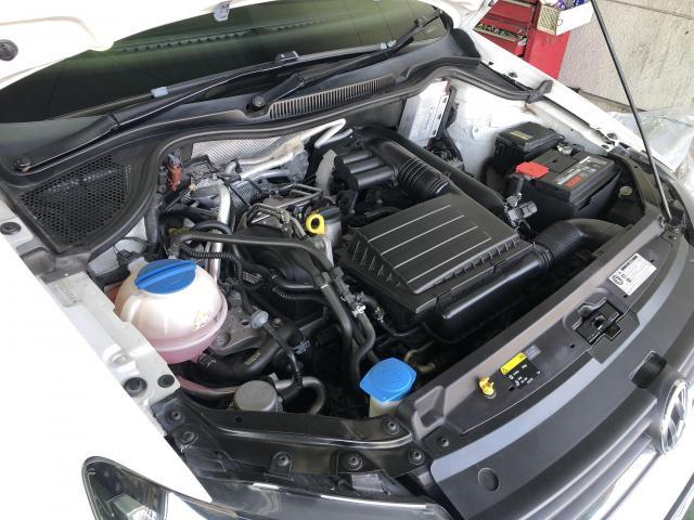 愛媛県松山市余戸南　フォルクスワーゲン　ポロ　オイル交換　ワコーズ　ユーロツーリング　オイルフィルター交換