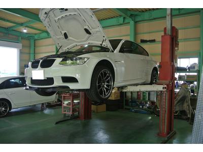 国産・輸入車問わず対応いたします☆