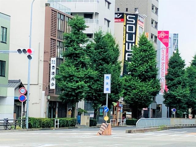 国道２２号線（伏見通り）「西大須」交差点の側です