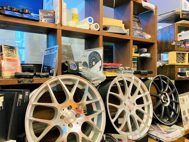 各種パーツ販売も行っています