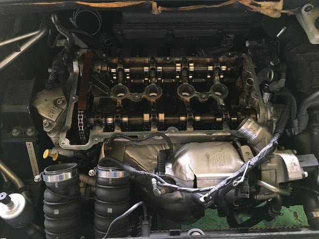 プジョー 308 エンジンオイル漏れ修理 グーネットピット