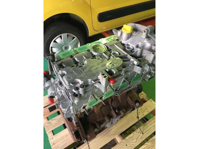 【岐阜　フランス車専門店】ルノー　カングー　バルブクラッシュ修理