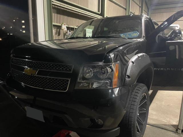 2008年式 シボレー アバランチ 国内改善作業