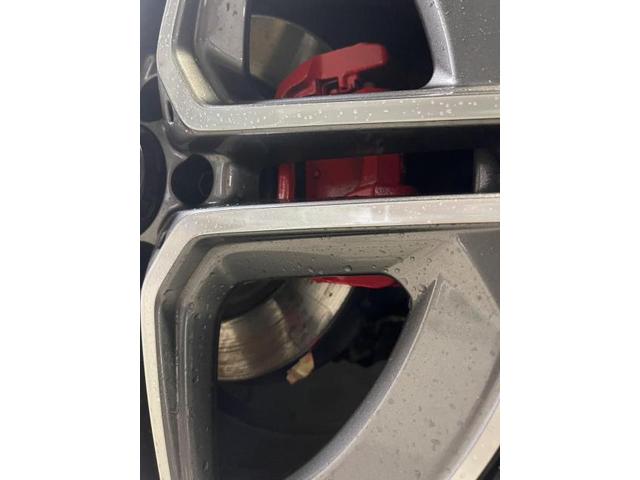 M・ベンツ　CLAクラス　キャリパー塗装