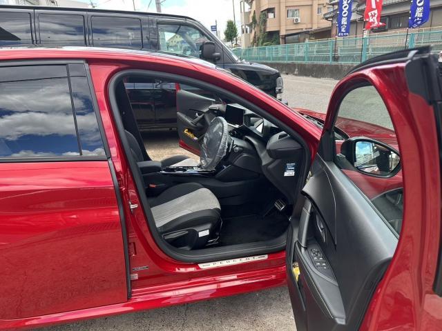 プジョー　208　ドライブレコーダー取付