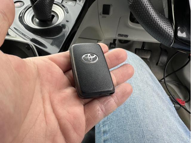 プリウス　キーレス登録