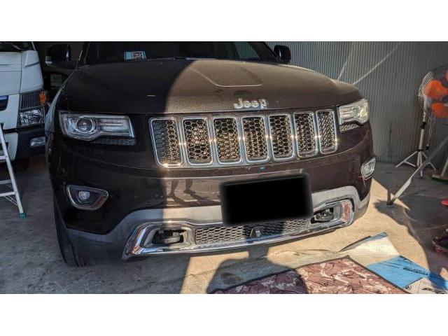 ジープ グランドチェロキー WK36T フロントバンパーグリル ジープ グランドチェロキー WK36T フロントバンパーグリル