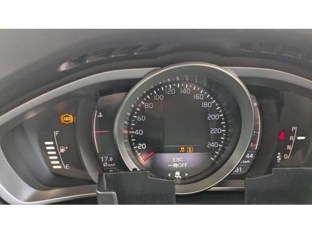 ボルボ Ｖ４０　ABSランプ点灯 ESC一時OFF ABS/ESC故障 サービスが必要です　リアスピードセンサー交換