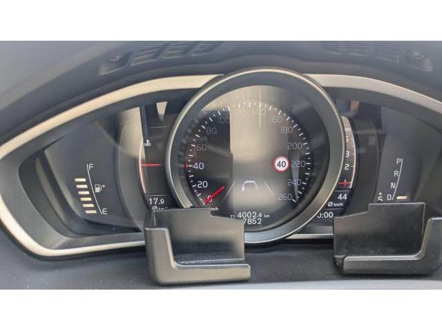 ボルボ Ｖ４０　ABSランプ点灯 ESC一時OFF ABS/ESC故障 サービスが必要です　リアスピードセンサー交換