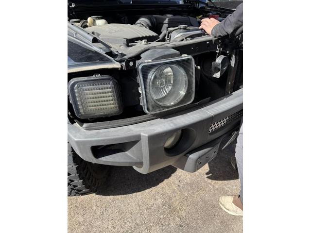 H18年　ハマーＨ３　ヘッドライト　ＬＥＤ化＆ヘッドライトクリーニング